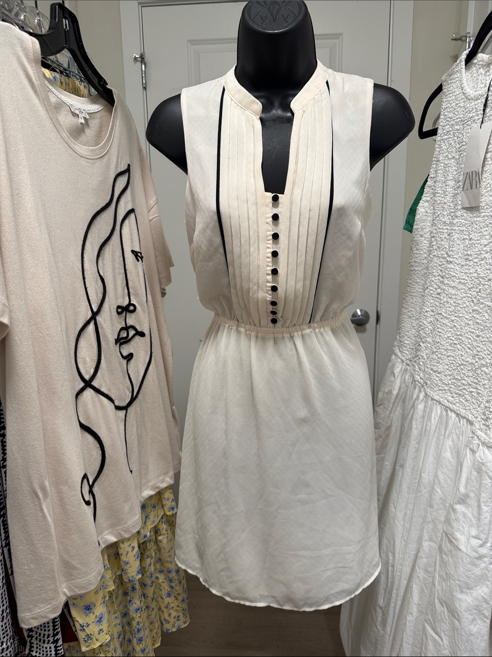 White sleeveless dress H&M